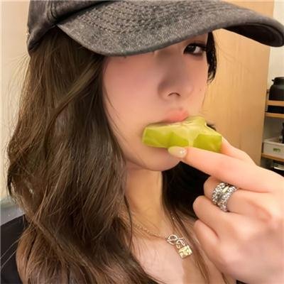 艳谍飞龙
